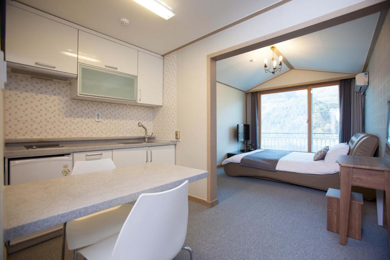 Cheongpyeong Family Hotel Gapyeong Ngoại thất bức ảnh